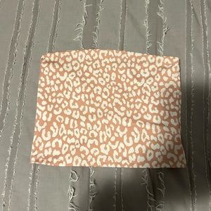 CHEETAH STRAPLESS CROP TOP